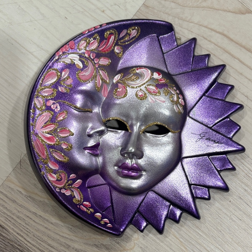 Venetian decorative wall mask
